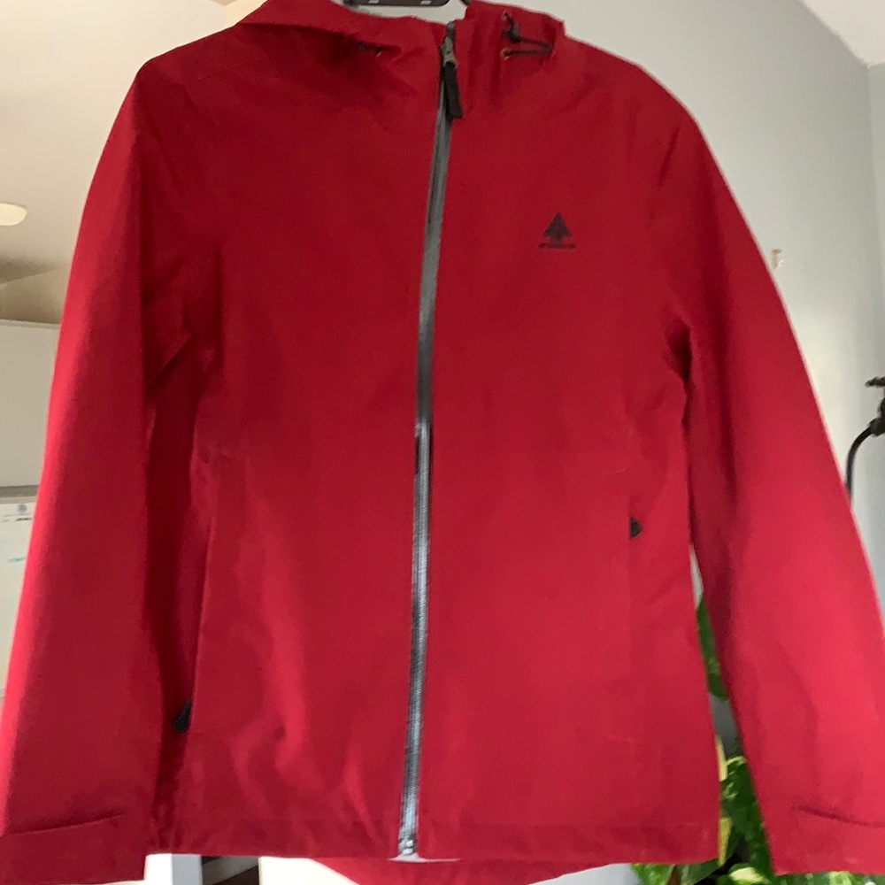 Women’s rain/wind Woods Brand Coat.